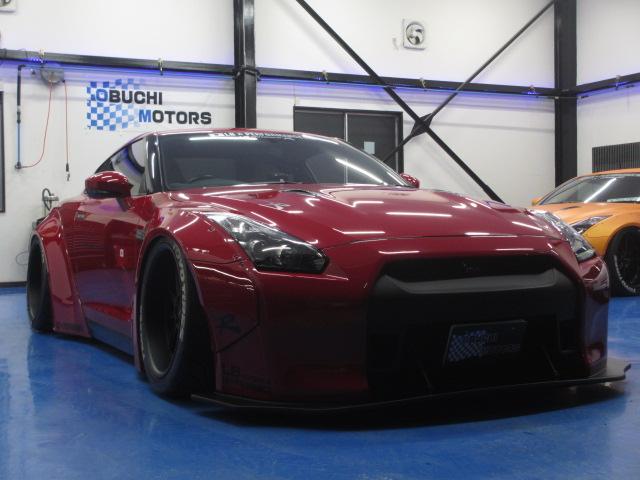 Red Liberty walk R35 GT-R Front 2 - JDM CARS